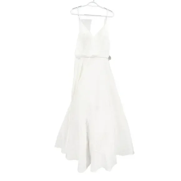 Mac Duggal 48855 White Classic A-Line V-Neck Ballgown Size 10 NWT